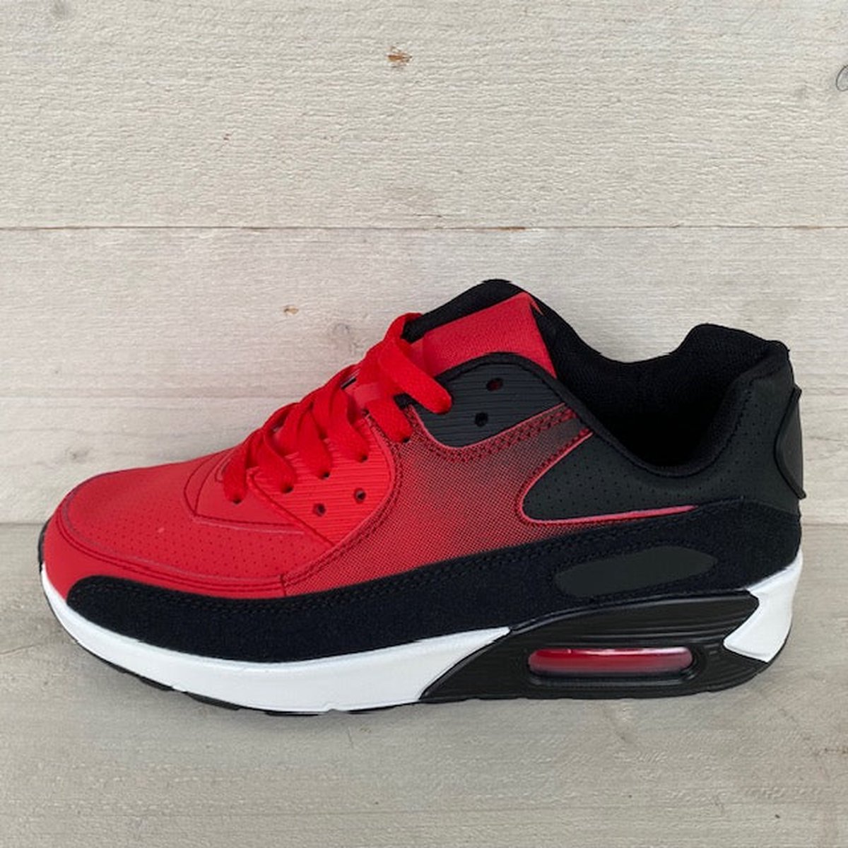 Gave air sneakers zwart rood 37 / Black-red