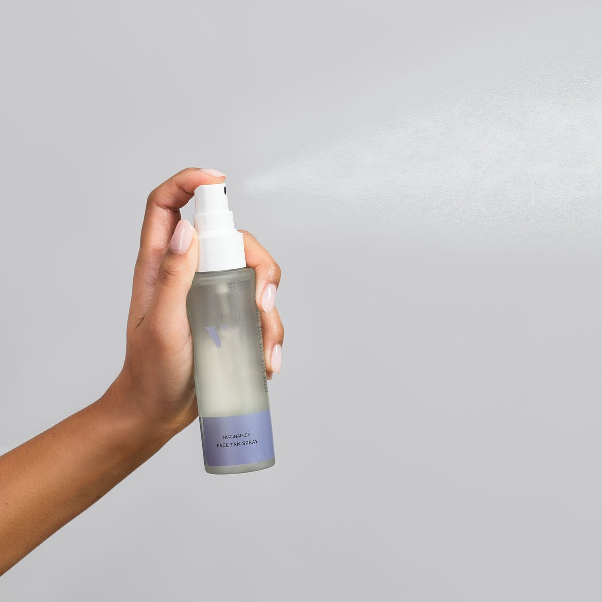 Venice Body - Face tan spray - Zelfbruinerspray met niacinamide - zelfbruiner in spray voor het gezicht - tanning spray - self tan spray - huidverbeterend