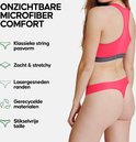 Model draagt een felroze sportbeha en string. "ONZICHTBARE MICROFIBER COMFORT" met afvinklijst.