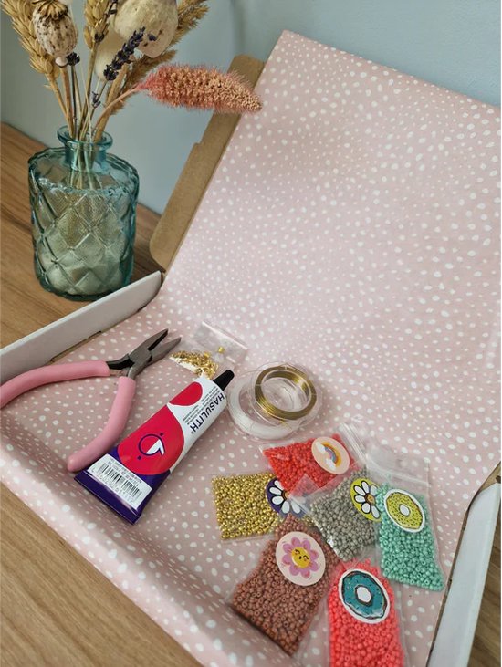 FunzBo Kinder sieraden makende set voor meisjes - Snap Pop FunzBo Kinder sieraden makende set voor meisjes - Snap Pop