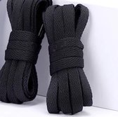 SJIZLL® Veters 120CM geschikt voor Sneakers - Black - Zwart - 120cm - veter - laces - platte veter - Plat - 120 CM - Sneaker