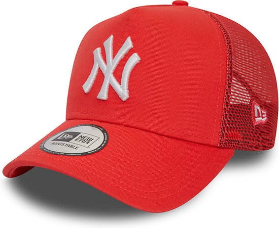 New Era - New York Yankees League Essential Light Red Trucker Cap