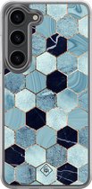 Casimoda® hoesje - Geschikt voor Samsung Galaxy S23 Plus - Blue Cubes - 2-in-1 case - Schokbestendig - Marble design - Verhoogde randen - Blauw, Transparant
