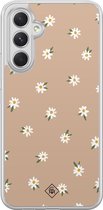 Casimoda® hoesje - Geschikt voor Samsung Galaxy A34 - Sweet Daisies - 2-in-1 case - Schokbestendig - Bloemen - Verhoogde randen - Bruin/beige, Transparant
