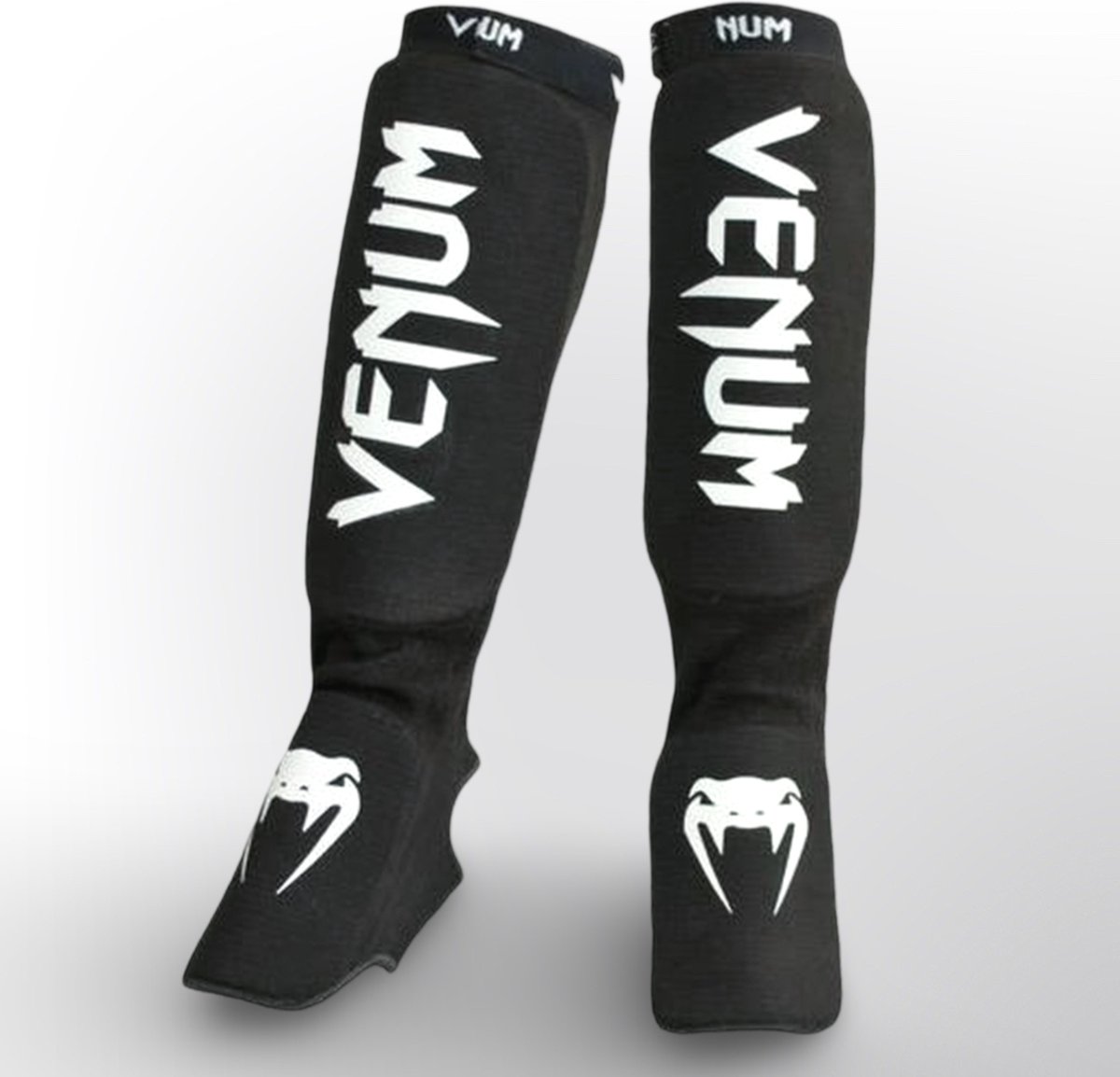 Venum Kontact Scheenkousen - Zwart/Wit – One Size
