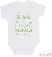 Barboteuse 100 % coton « J'ai la maman la plus douce de tous les temps ! » Fête des Mères Unisexe Katoen Wit/vert sauge (sage green) 56/62