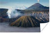 Poster Een Indonesische vulkaan - 120x80 cm
