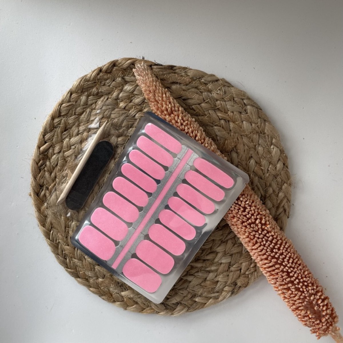 NailWrapz - Pretty in Pink - Nagel wraps - nagelstickers- geen UV lamp nodig - Thuis manicure