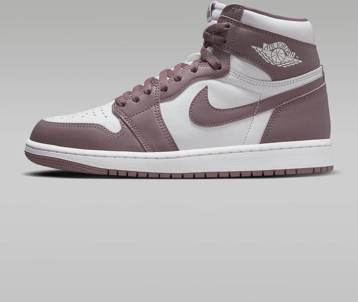 Nike Nike Air Jordan 1 High OG ‘Mauve’ Sneakers Unisex 105 Paars
