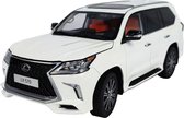 Het 1:18 gegoten model van de Lexus LX570 in het wit. De fabrikant van het schaalmodel is LCD Models. Dit model is alleen online verkrijgbaar