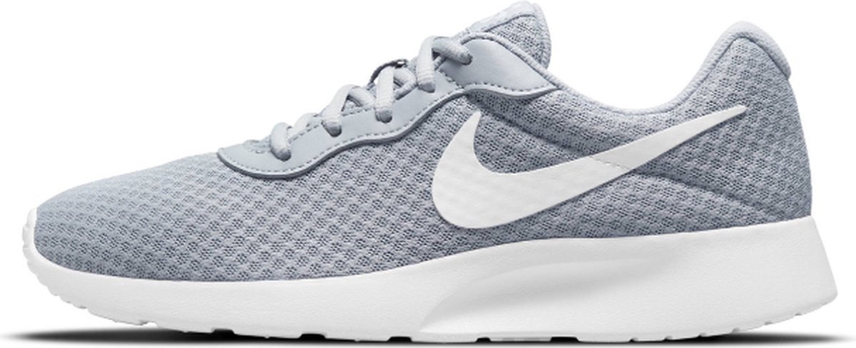Nike Tanjun Dames Sneakers - Wolf Grey/White-Barely Volt-Black