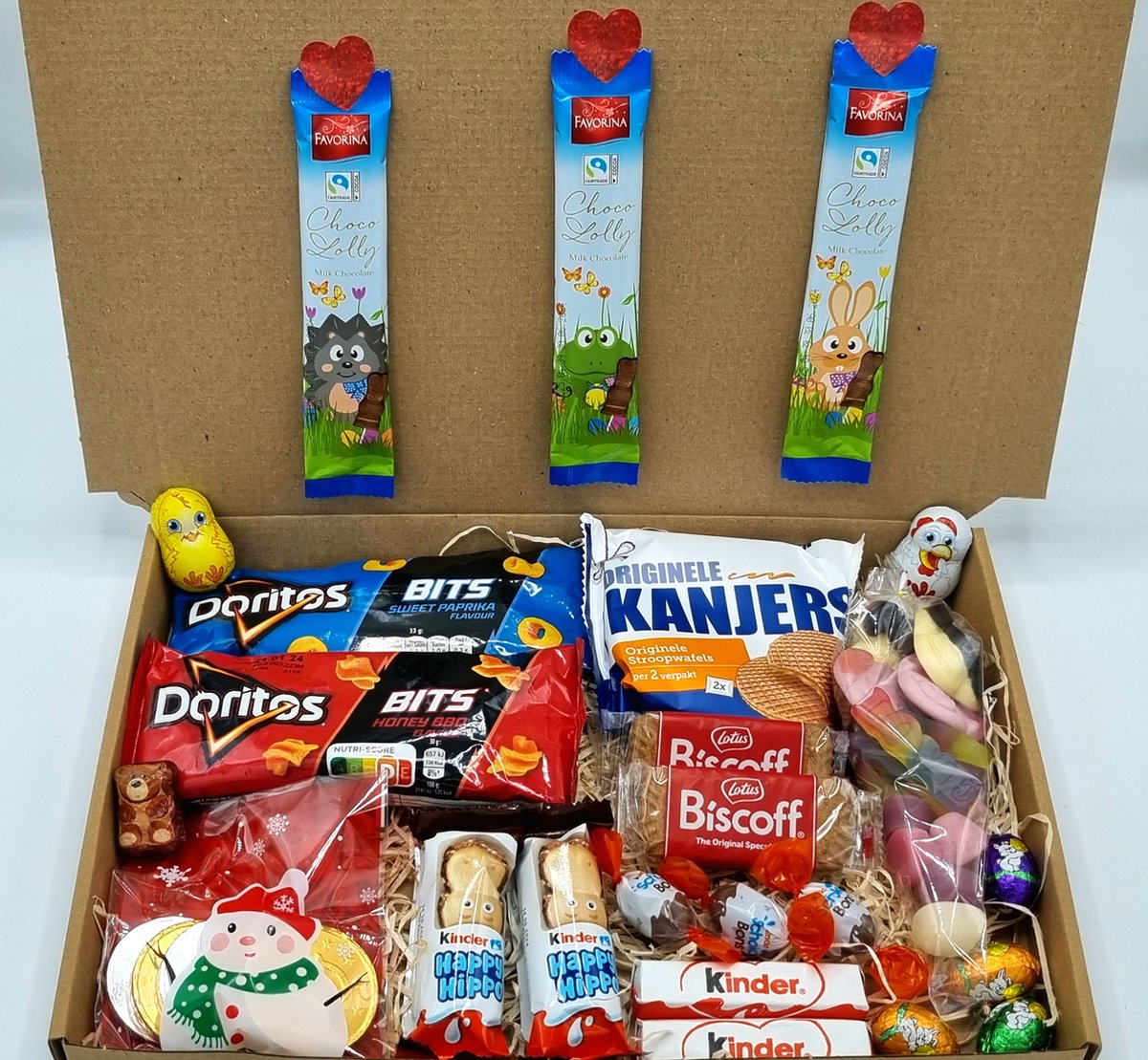 Snack Snoep Pakket Box - Brievenbus Cadeau - Brievenbusdoos - Chocolade Cadeau - Kerstcadeau - Kerstpakket - Eten - ’merkloos’