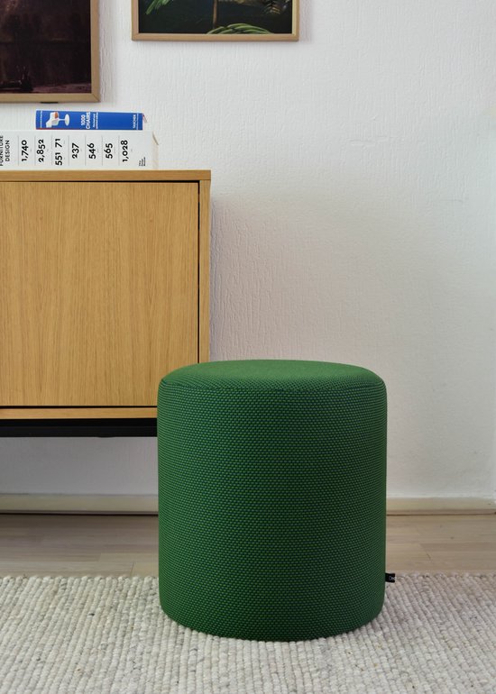 Pouf rond vert en tissu luxueux Kvadrat Drop - Ø37cm x H40 cm