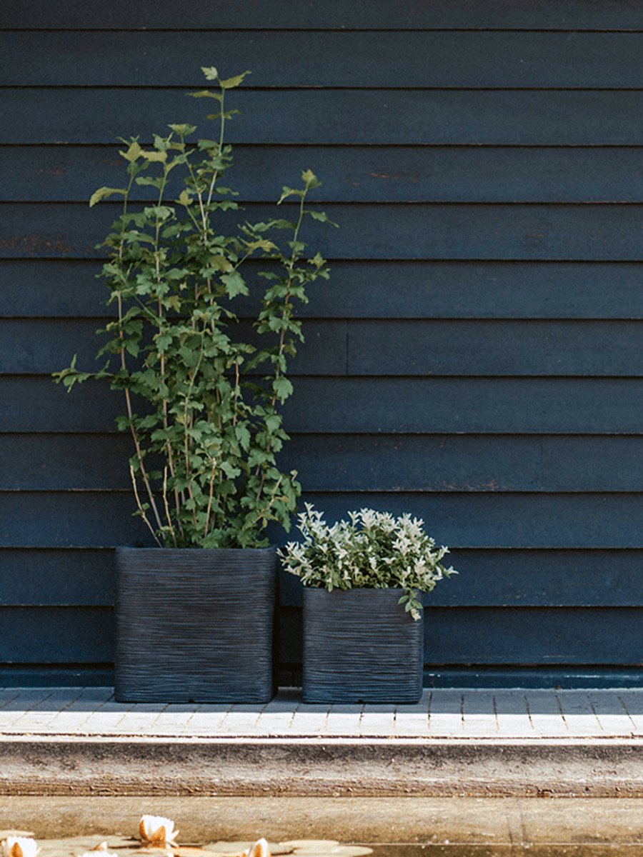 Capi Europe Pot de fleurs carré Rib NL - 40x40 - Noir