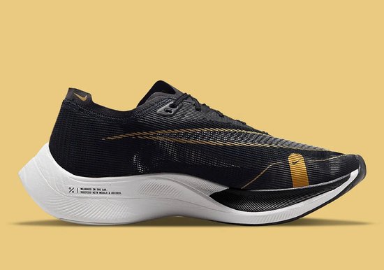 NIKE ZOOM X VAPORFLY NEXT% 2　BLACK/GOLD Nike ZoomX Vaporfly Next% 2 Black Metallic Gold Coin