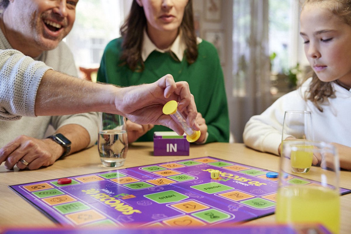 999 Games - 30 Seconds ® - Junior - Partyspel - Vanaf 7 jaar - Kinderspel - Gezelschapsspel - Actiespel - Nederlandstalig — afbeelding 5
