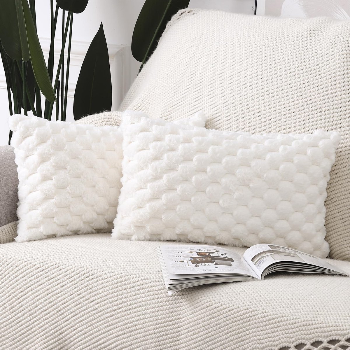 Ibenzoa Set van 2 Luxe Decoratieve Kussenslopen in Pluche Stijl voor Bank en Slaapkamer, Crèmewit, 30x50 cm