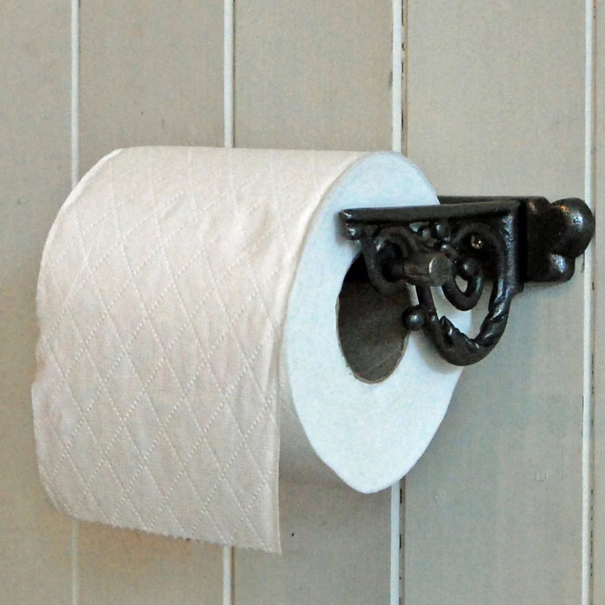Toiletrolhouder hangend zwart gietijzer 18x11x5,5cm - Landelijke WC-rol houder metaal - Muurbevestiging