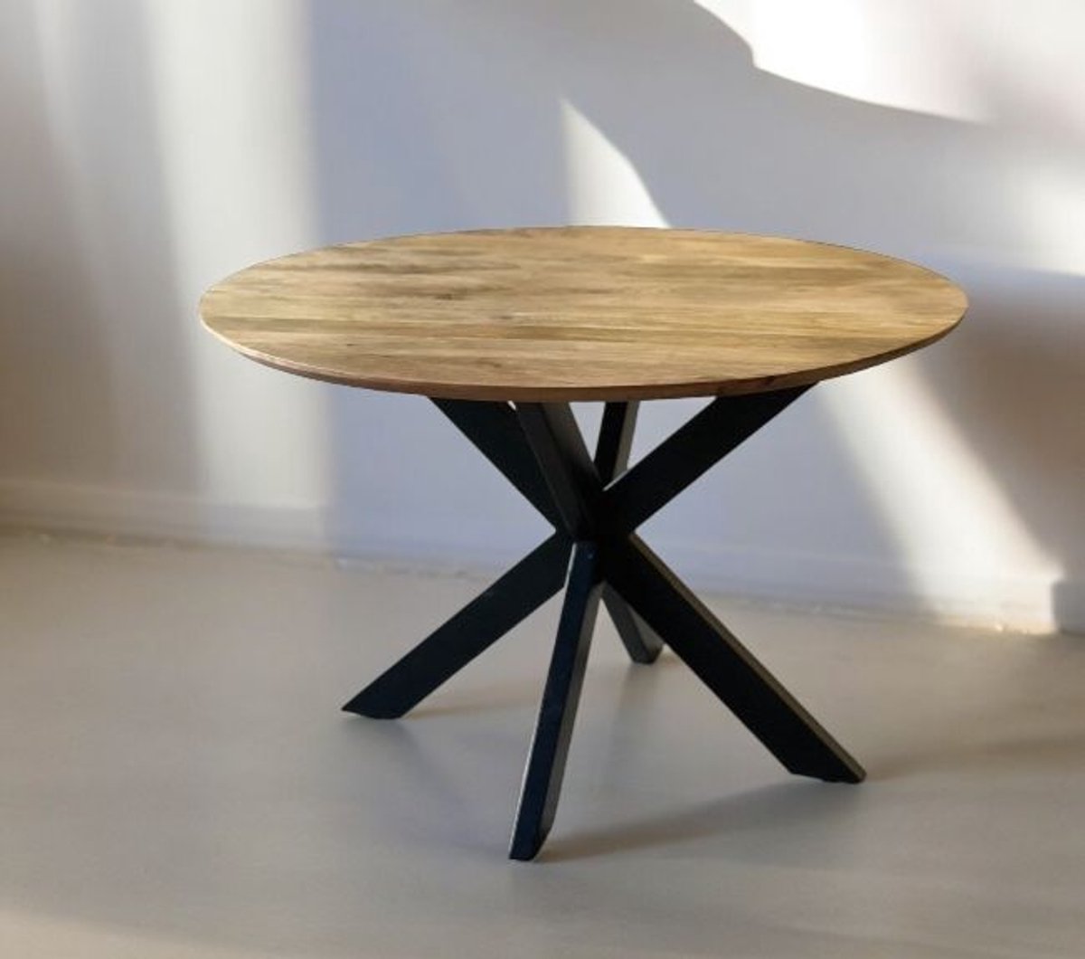 Swiss Ronde Eettafel Mangohout – 115x115 cm – Naturel