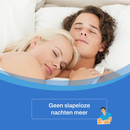 Een koppel dat vredig slaapt, dicht tegen elkaar aan. Text: "Geen slapeloze nachten meer"