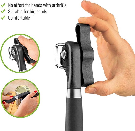 Handen gebruiken zwarte blikopener met ergonomisch handvat.