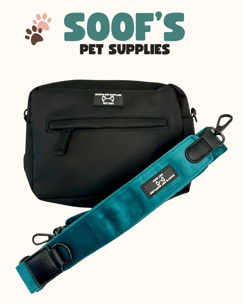 Dog Mom Bag –UNIEK MET WATEROPSLAG - Beloningstas Hond met Poepzakjeshouder & Uitritsbaar Waterflesvak | Emerald Blue Schouderband – Uitlaattas Waterafstotend – Soof’s Pet Supplies – Hondentas Wandelen