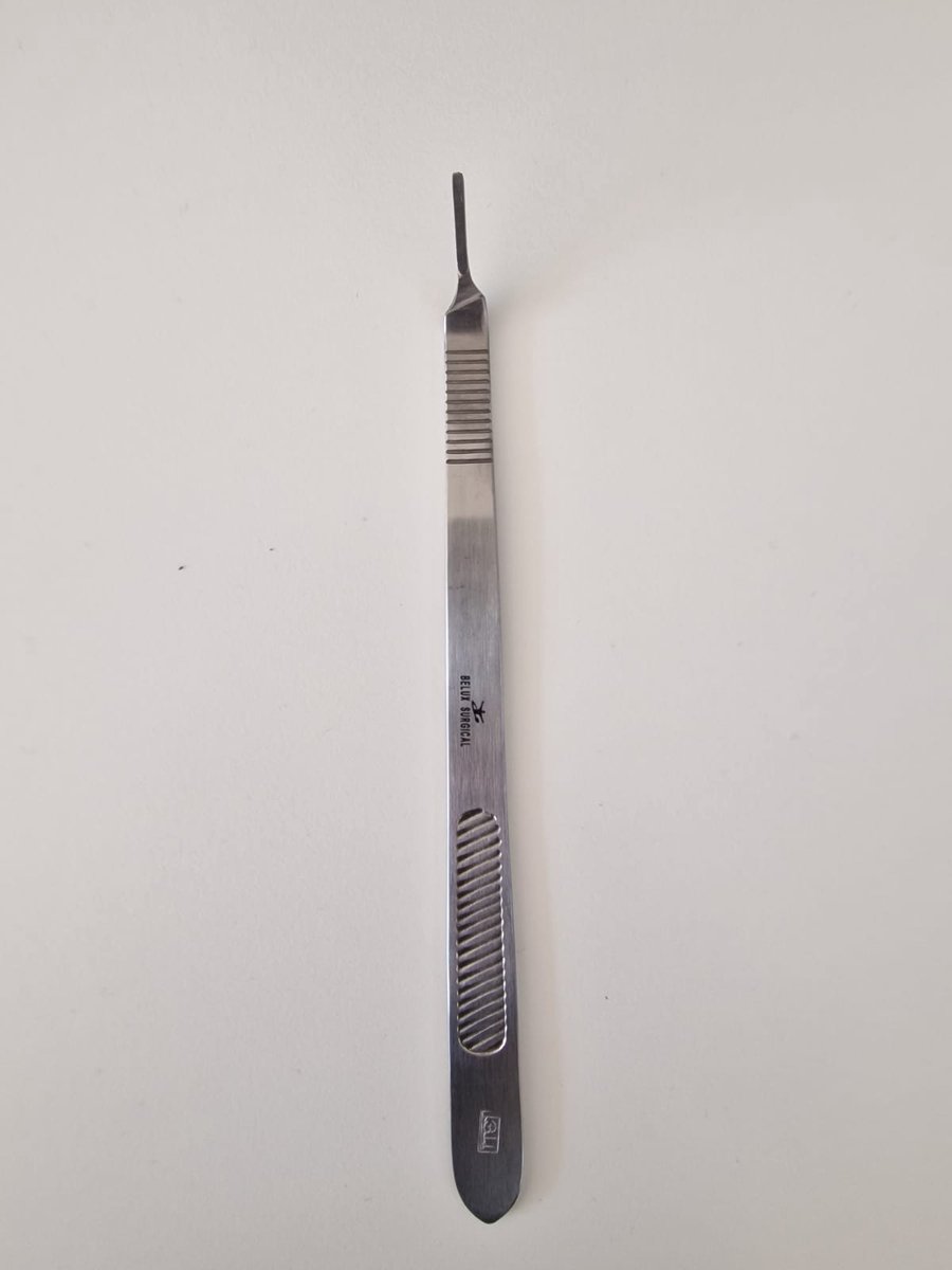 Goedkoopste Belux Surgical Instruments / Scalpelmes houder lange Gebogen - 21 cm RVS 3L