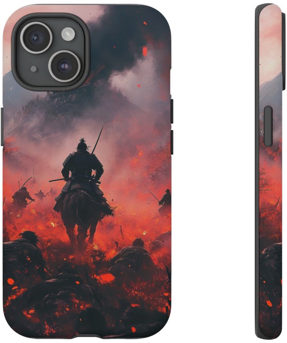 Slagveld met Samurai – Telefoonhoesje Geschikt voor iPhone 15