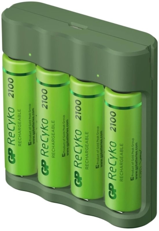 Groene GP ReCyko AA batterijen in een groenlaadstation met vier sleuven.