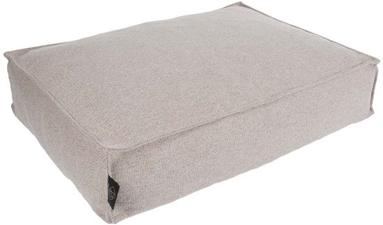 D&D Home matras Eden taupe, een rechthoekig kussen met lichte textuur en gestikte randen.