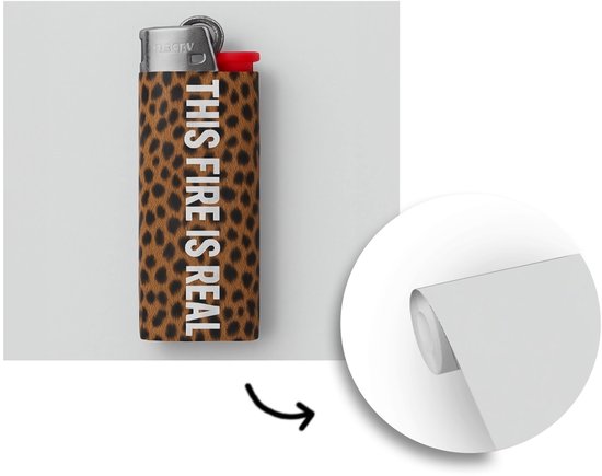 Behang - Fotobehang Aansteker - Quote - Panterprint - Breedte 220 cm x hoogte 220 cm