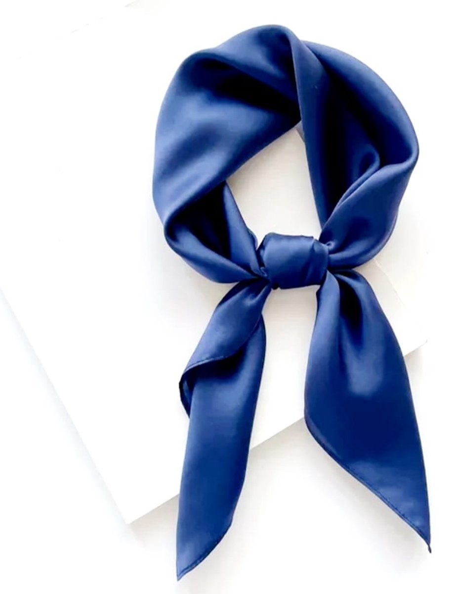 Dames sjaaltje silk feeling Blauw 70x70 CM - Youhomy accessoires Fashion Zijde zachte Sjaaltje- Hoofdsjaal - Cadeau voor vrouwen ,dames- Stewardess Sjaaltje blauw