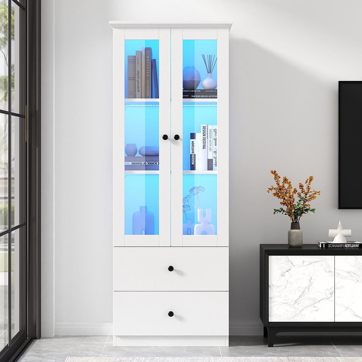 Pugsdrly Moderne vitrinekast met LED-verlichting, mat wit, hoogte 165 cm, USB-poort, afstandsbediening met 16 kleuren, glazen kast met 2 laden, verstelbare planken, klapdeuren, MDF woonkamermeubel