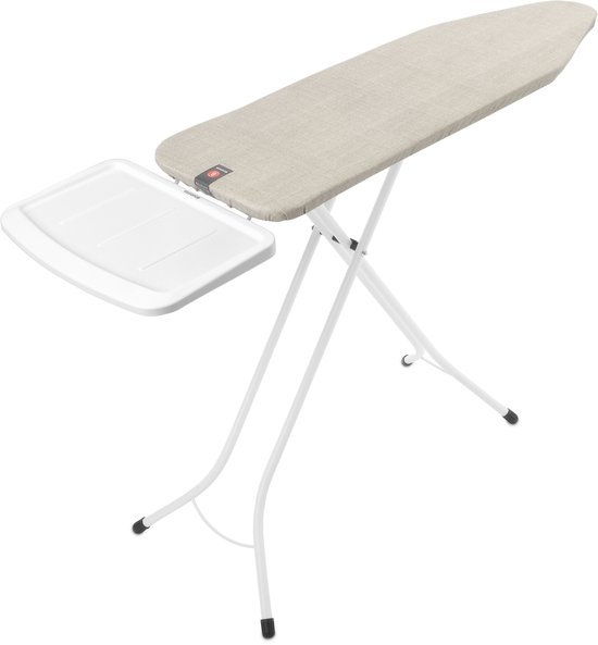 Beige strijkplank van Brabantia, met wit plateau voor stoomunit, gedeeltelijk geopend.