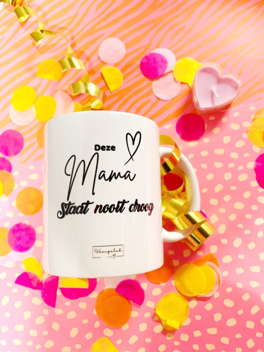 Mok met tekst mama - Deze mama staat nooit droog - mok met humor mama