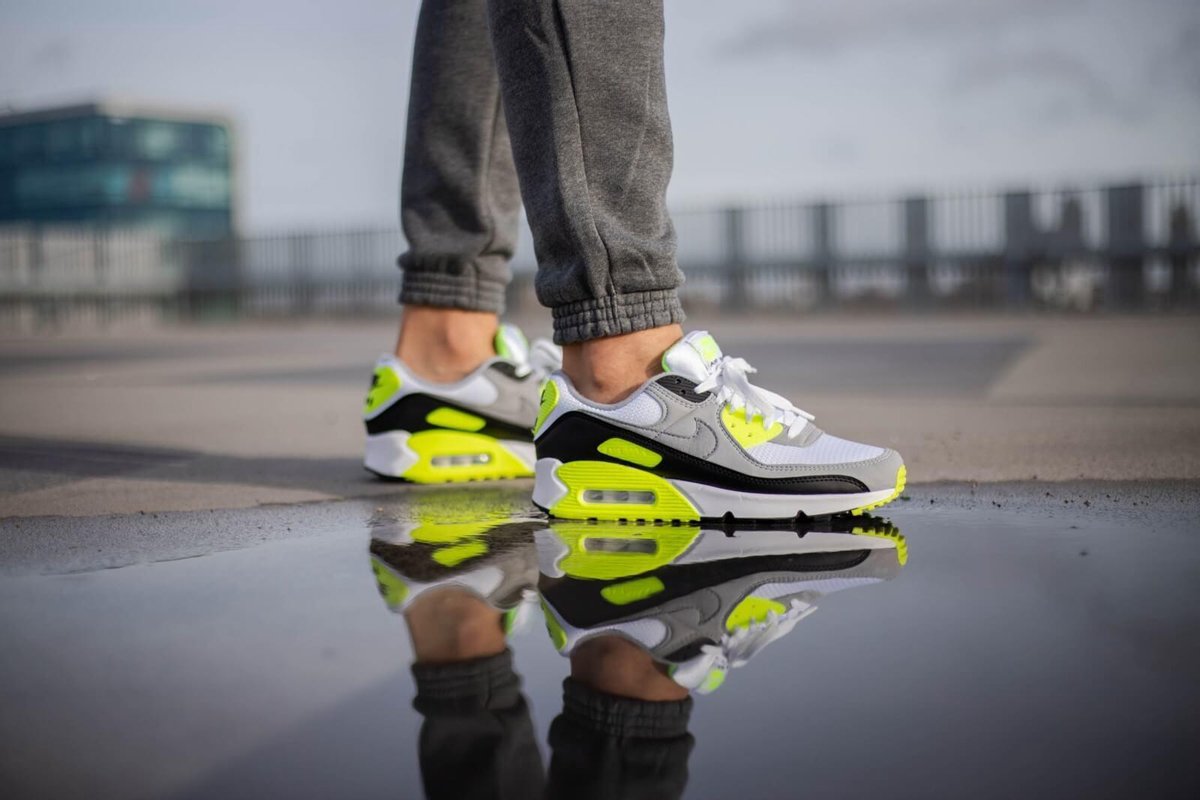Nike Air Max 90 Essential Volt - Sneaker pour homme - CD0881-103 - Taille  41 | bol