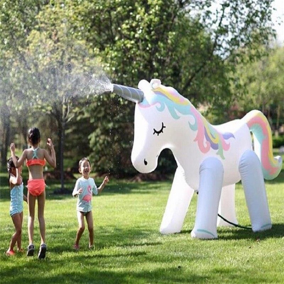 Ginormous Unicorn Sprinkler - Opblaasbare Eenhoorn met Fontein - waterspeelgoed