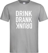 Grijs Fun T-Shirt met “ Drink. Drank, Drunk “ print Wit  Size XL