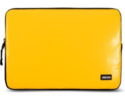 Surface Pro 11 hoes (van gerecycled materiaal) - Gele laptop sleeve of cover voor Microsoft Surface Pro 11/10/9/8/7 (2025/2026)