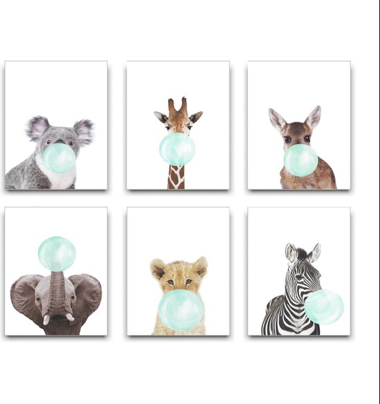 Schilderij  Set 6 Zebra Giraf Koala Olifant Hertje Leeuwtje met Groene Kauwgom - Kinderkamer - Dieren Schilderij - Babykamer / Kinder Schilderij - Babyshower Cadeau - Muurdecoratie - 40x30cm - FramedCity