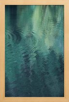 JUNIQE - Poster in houten lijst Forest In The Lake -40x60 /Groen &