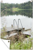 Tuindecoratie Scandinavische steiger aan een meer - 40x60 cm - Tuinposter - Tuindoek - Buitenposter