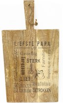 Rechthoekige stoere landelijke snijplank-hapjesplank met tekst gravure: LIEFSTE PAPA. Cadeau-papa-vader-vaderdag. Het formaat is 25x45cm incl. handvat en 25x33cm excl. handvat