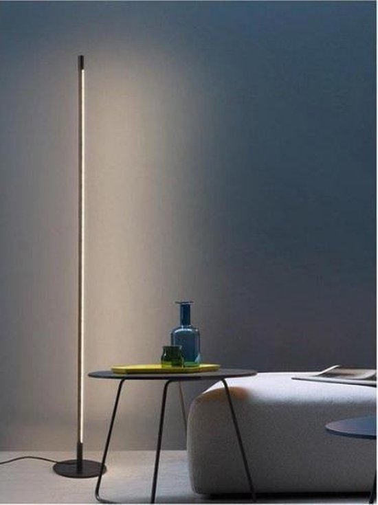 LIORETTI® Moderne LED vloerlamp - verticaal leeslicht - Hoeklamp - voor  slaapkamer,... | bol.com