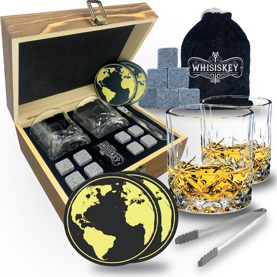 Whisiskey® Luxe Whiskey Set - Incl. 2 Whiskey Glazen, 8 Whiskey Stones, 2 Onderzetters, Fluwelen Opbergzak, Opbergbox - Whisky Cadeauset - Herbruikbare IJsblokjes - Natuursteen Whiskey Stenen Voor Glazen - Ice Cube - Cadeau voor Man & Vrouw Whisiskey® Luxe Whiskey Set - Incl. 2 Whiskey Glazen, 8 Whiskey Stones, 2 Onderzetters, Fluwelen Opbergzak, Opbergbox - Whisky Cadeauset - Herbruikbare IJsblokjes - Natuursteen Whiskey Stenen Voor Glazen - Ice Cube - Cadeau voor Man & Vrouw