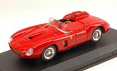 De 1:43 Diecast Modelcar van de Ferrari 290MM van 1957 in Red. De fabrikant van het schaalmodel is Art-Model. Dit model is alleen online verkrijgbaar