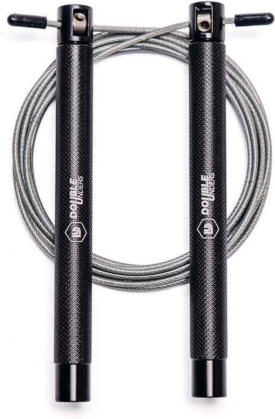 Zwart speedrope met geribbelde handvatten en een stalen kabel.