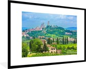 Affiche avec cadre Les collines de l'italien San Gimignano en Toscane - 120x80 cm