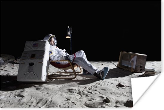 Astronaut in de ruimte kijkt televisie poster 90x60 cm - Foto print op Poster (wanddecoratie woonkamer / slaapkamer)