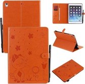 Voor iPad Air 2 / Air / 9.7 (2018) & (2017) Cat Bee Embossing Pattern Horizontale flip lederen tas met houder & kaartsleuven & portemonnee & penhouder & Wake-up / Sleep-functie (oranje)